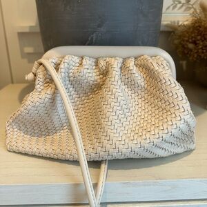 Stunning woven purse